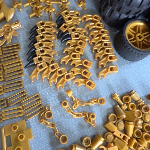 Lego Ninjago Weapons Accessories Lot Gold Sword Sai Knife Wheels Throwing Stars - Picture 14 of 15